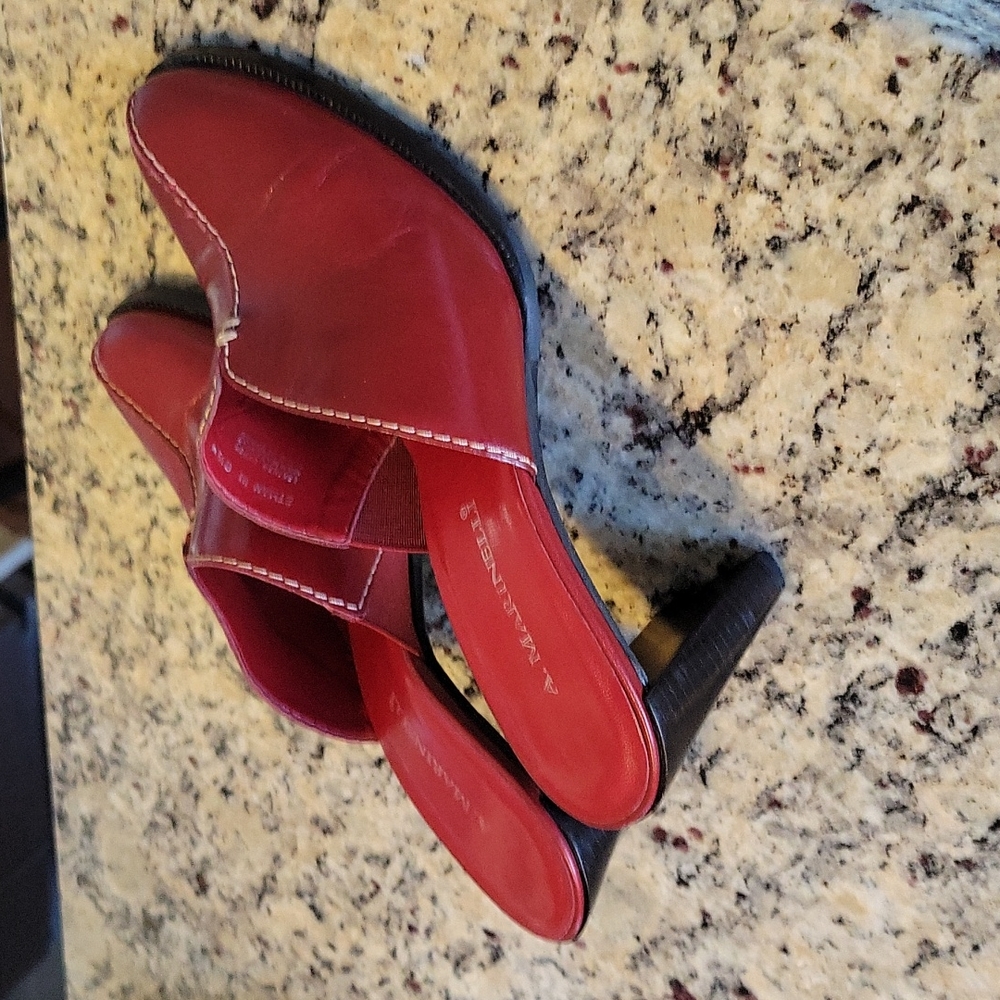 Red mules